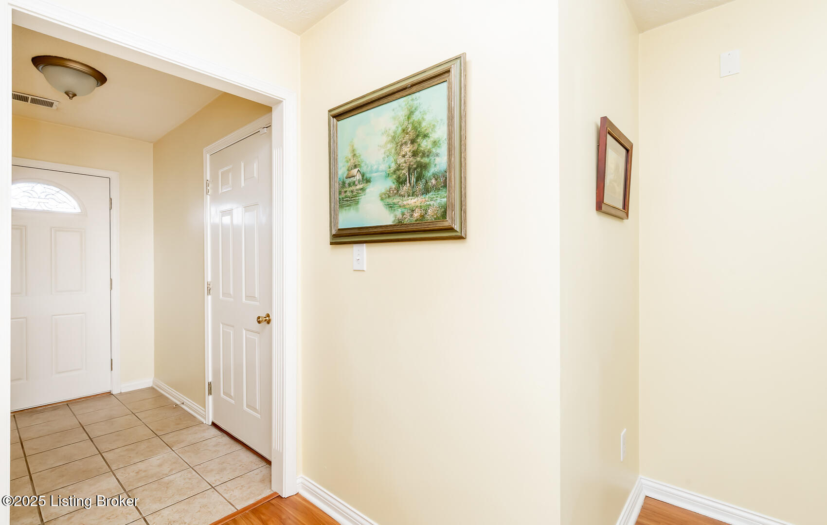 6618 Woods Mill Dr, Louisville, Kentucky image 8