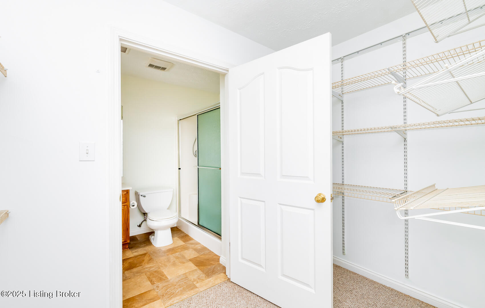 6618 Woods Mill Dr, Louisville, Kentucky image 40