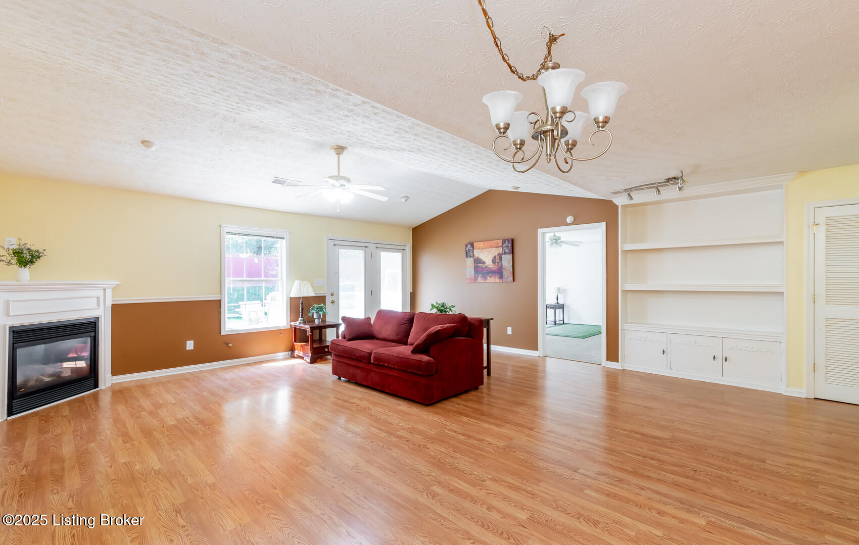 6618 Woods Mill Dr, Louisville, Kentucky image 17