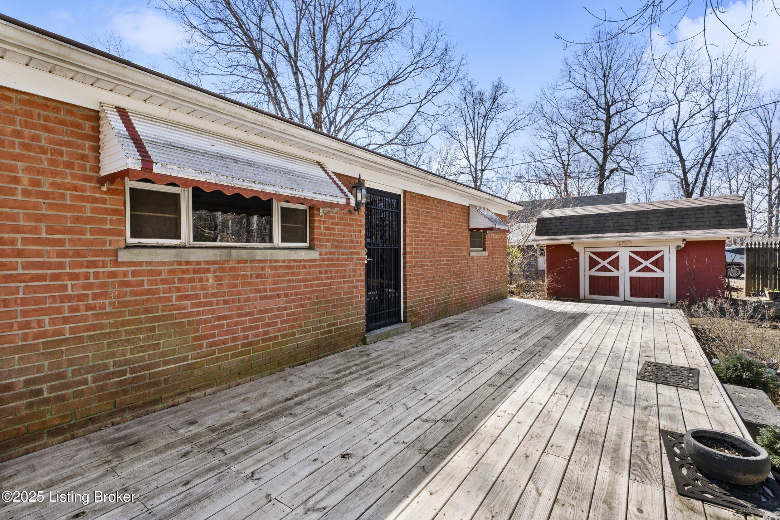 628 N Lakeview Dr, Shepherdsville, Kentucky image 27