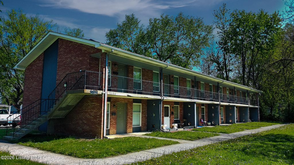 Photo of 1909 San Jose Ave, Louisville, KY 40216 (MLS # 1713938)