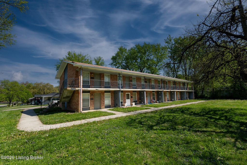 Photo of 1909 San Jose Ave, Louisville, KY 40216 (MLS # 1713938)