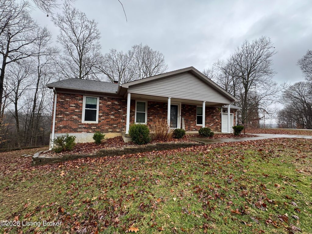 Photo of 3017 Doe Valley Pkwy, Brandenburg, KY 40108 (MLS # 1710269)