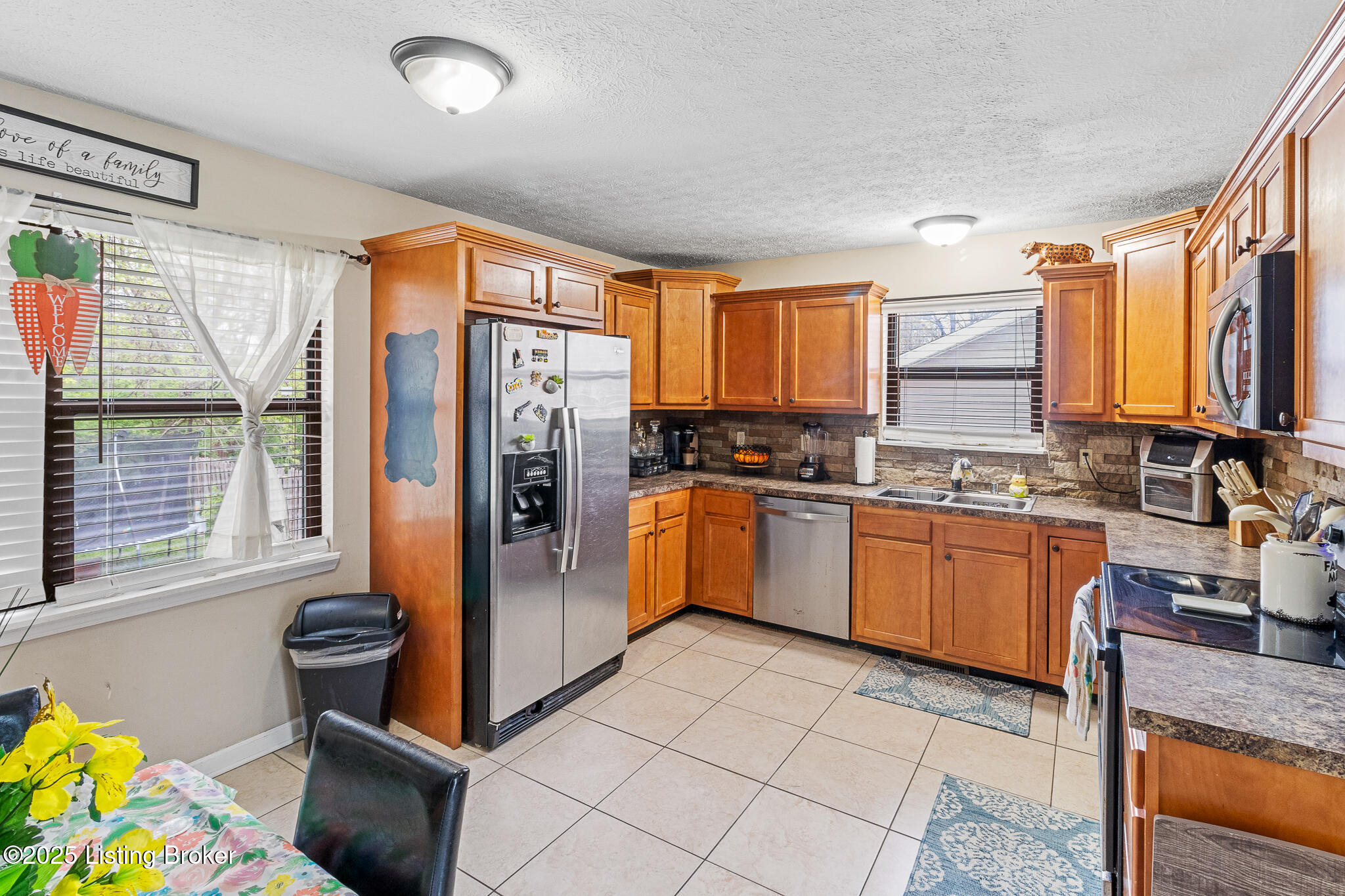 10103 Rolling Stone Dr, Louisville, Kentucky image 6