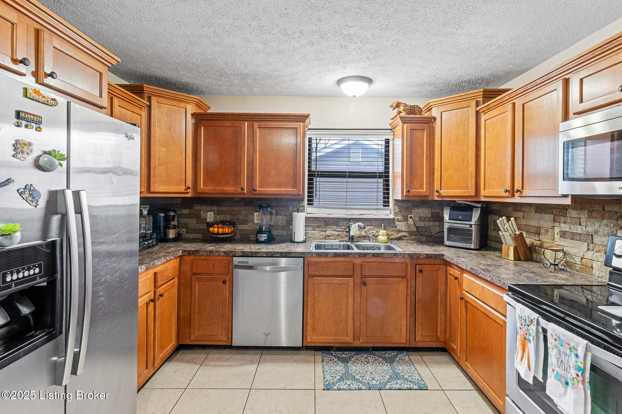 10103 Rolling Stone Dr, Louisville, Kentucky image 8