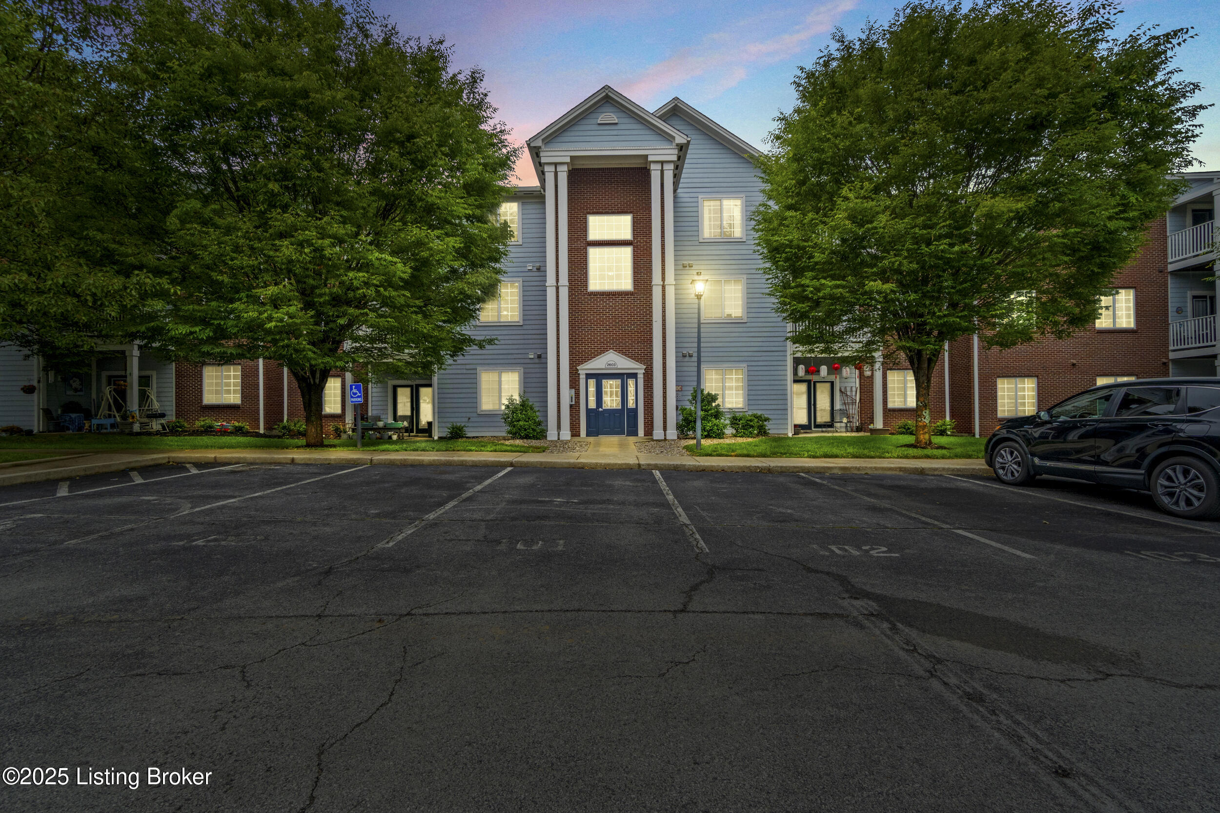 2603 Callery Pl #301, Louisville, Kentucky image 2