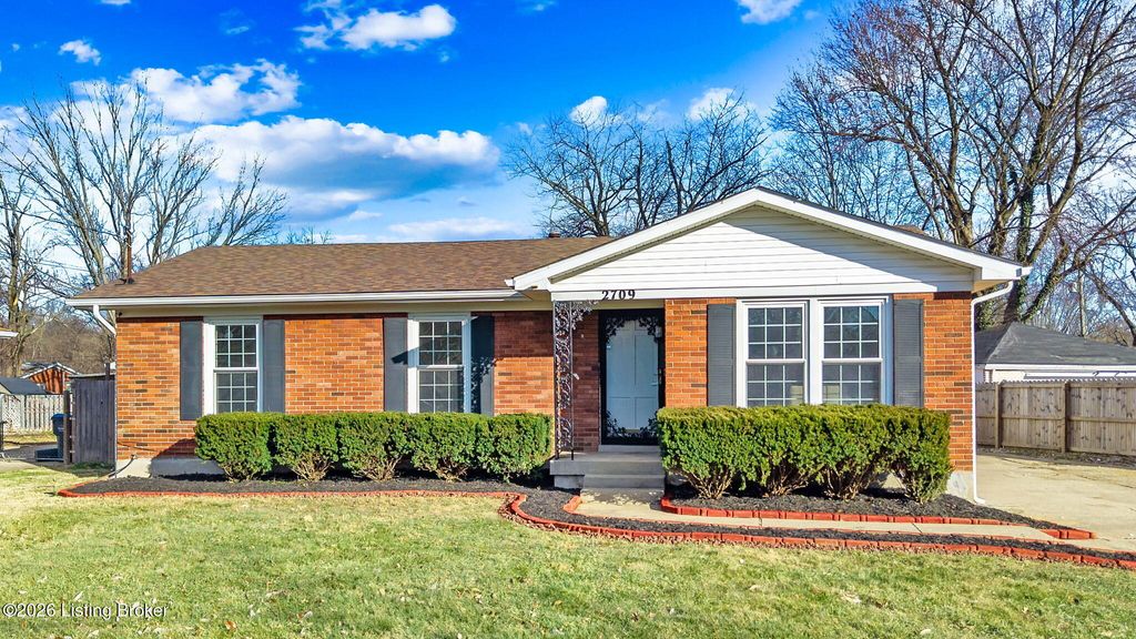 Photo of 2709 Melvin Ct, Louisville, KY 40216 (MLS # 1707273)