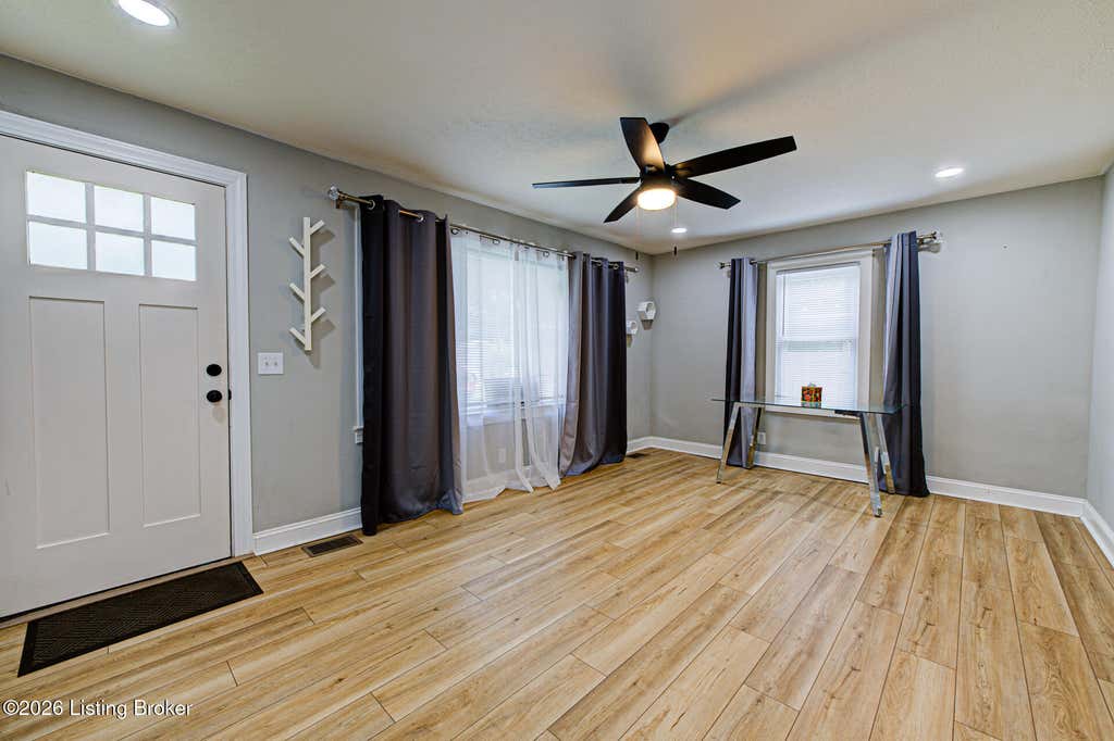 Photo of 2206 Franklin Ave, Louisville, KY 40216 (MLS # 1727056)
