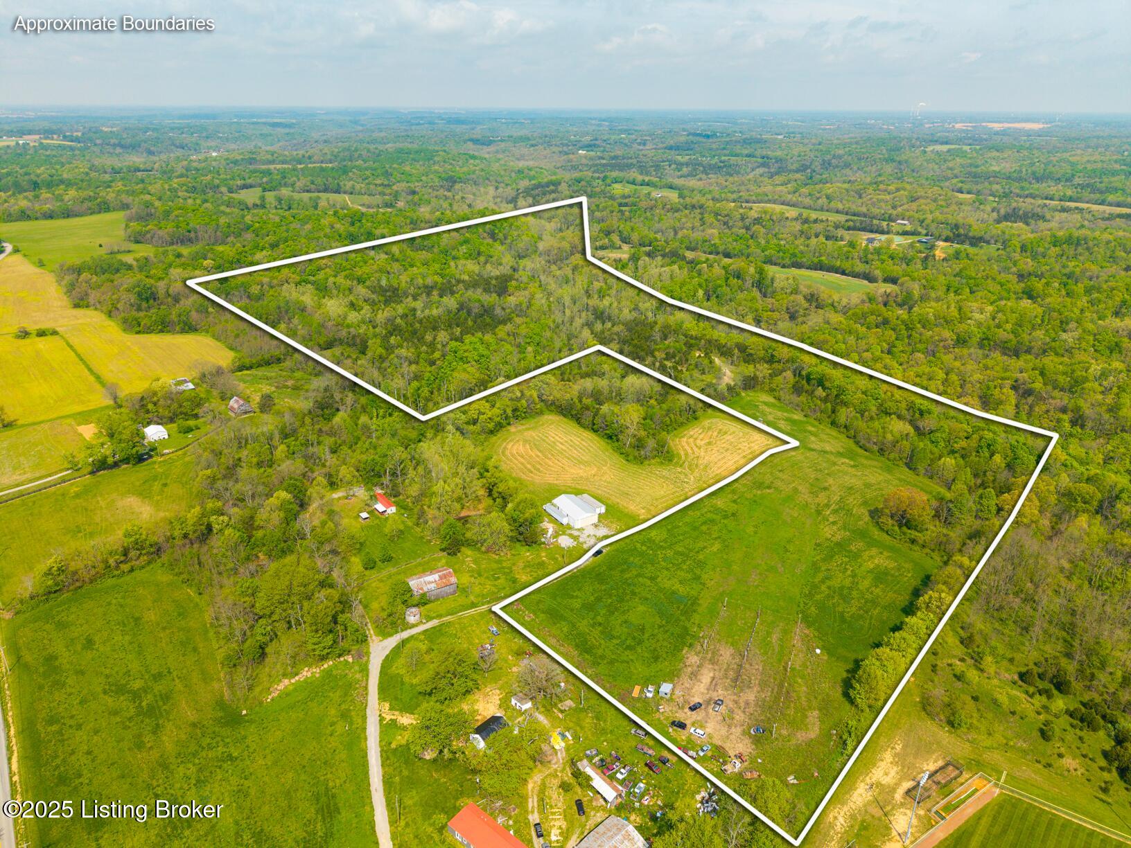 434 Mt. Pleasant Rd, Bedford, Pennsylvania image 3