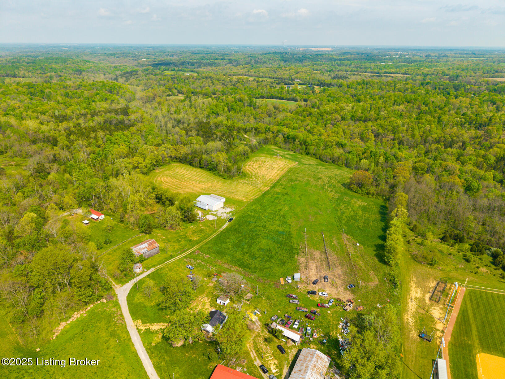 434 Mt. Pleasant Rd, Bedford, Pennsylvania image 4