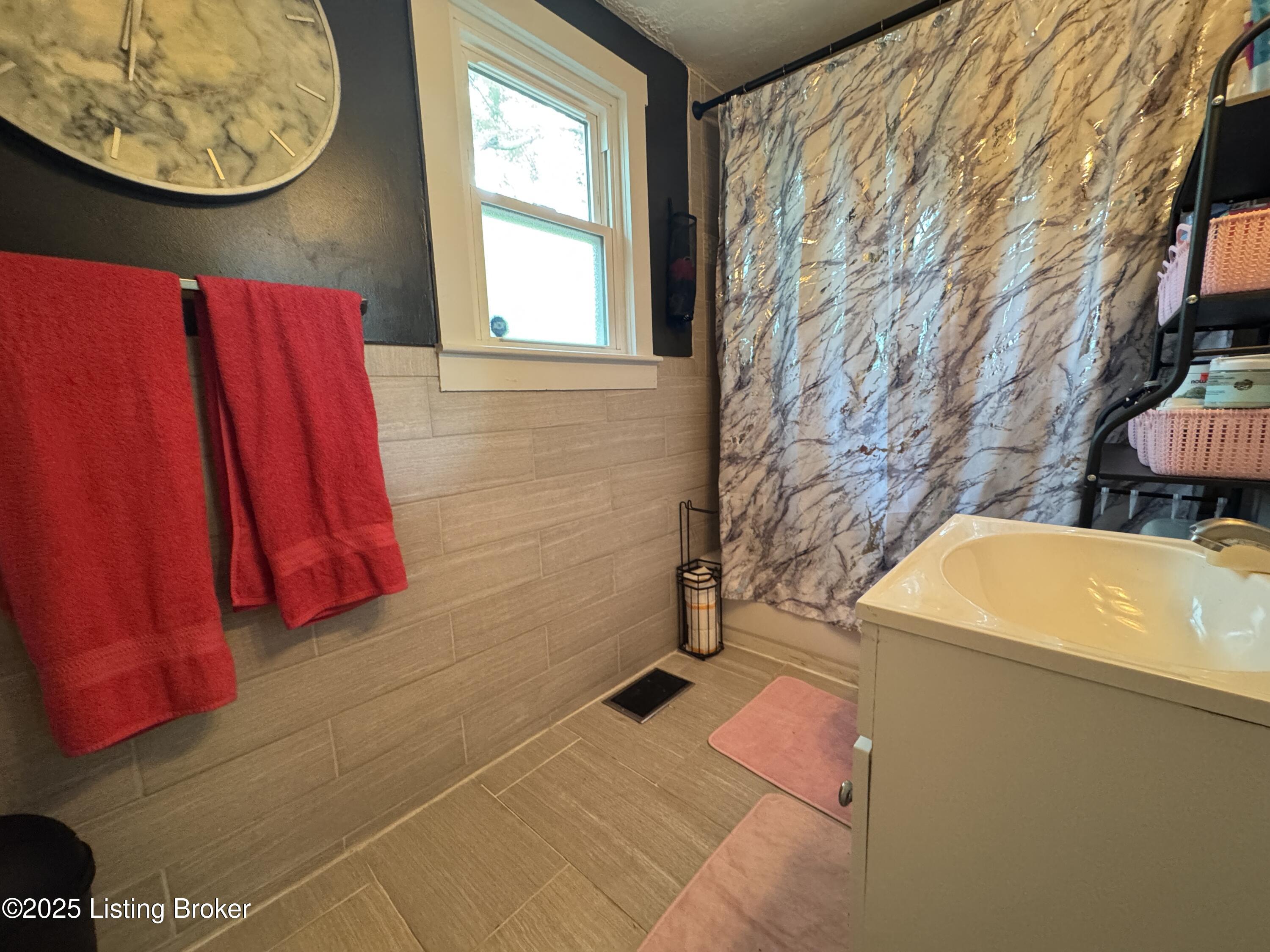 9213 Alexander Ave, Louisville, Kentucky image 14