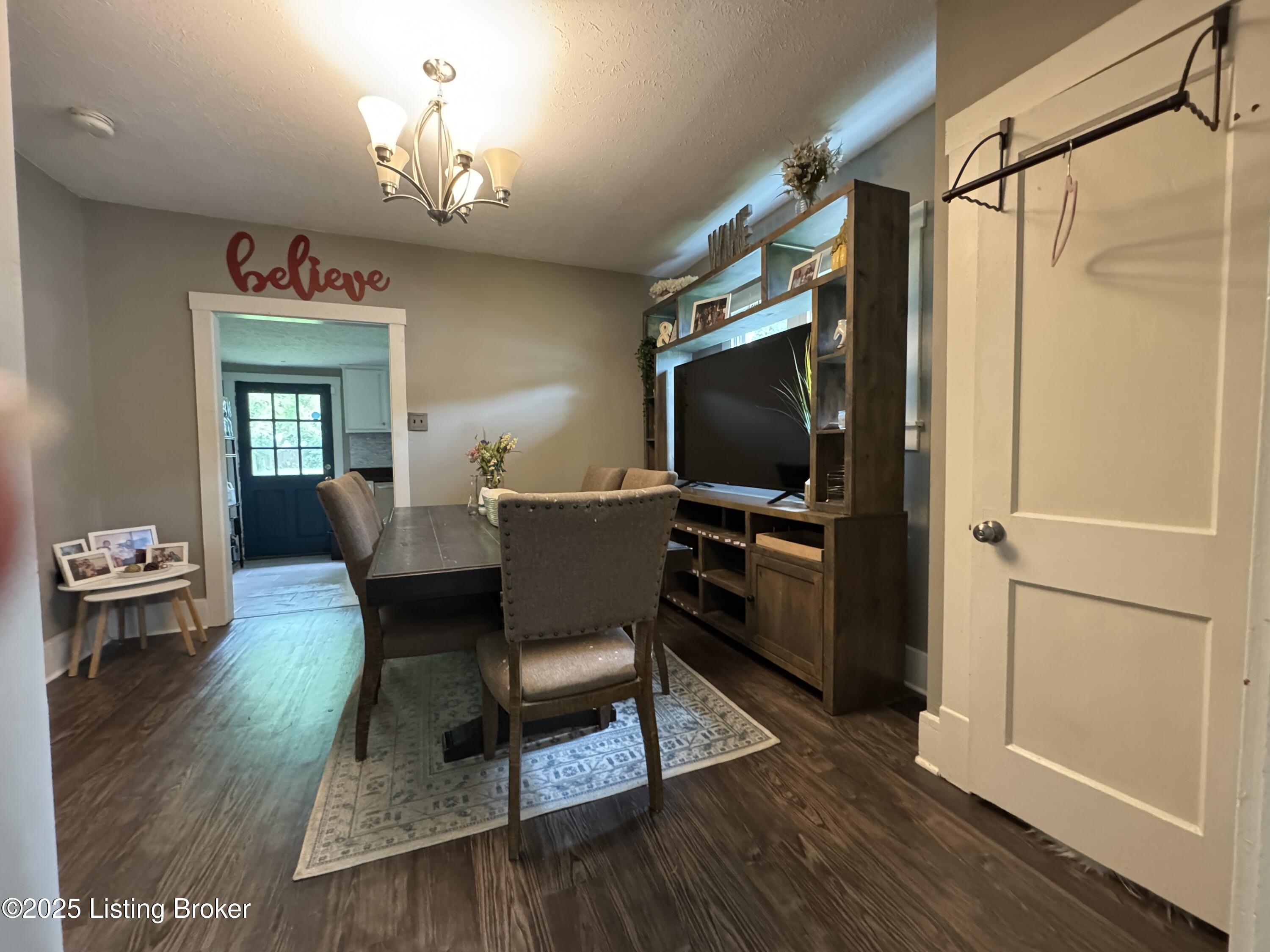 9213 Alexander Ave, Louisville, Kentucky image 9