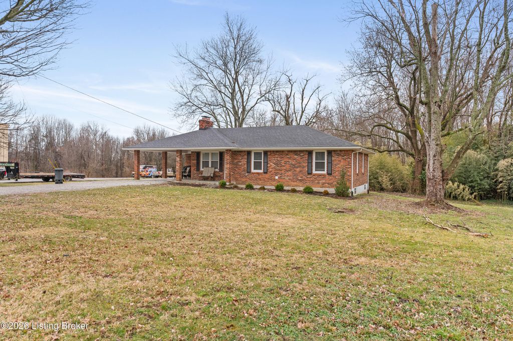 Photo of 3625 New Shepherdsville Rd, Bardstown, KY 40004 (MLS # 1710092)