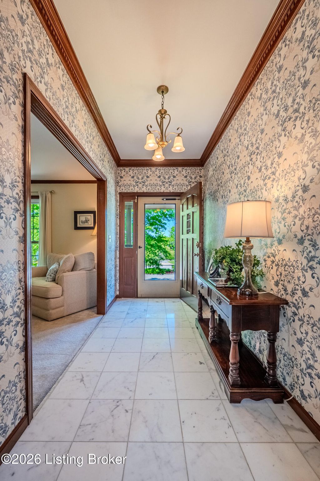 Photo of 105 Markleham Pl, Louisville, KY 40245 (MLS # 1717003)