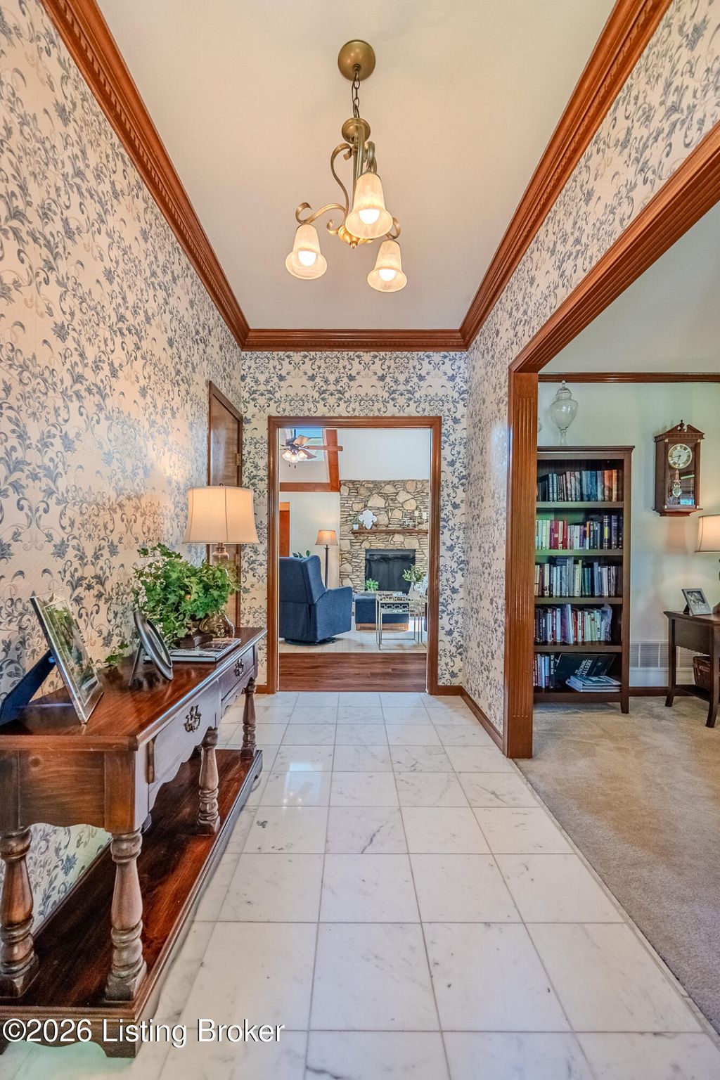 Photo of 105 Markleham Pl, Louisville, KY 40245 (MLS # 1717003)