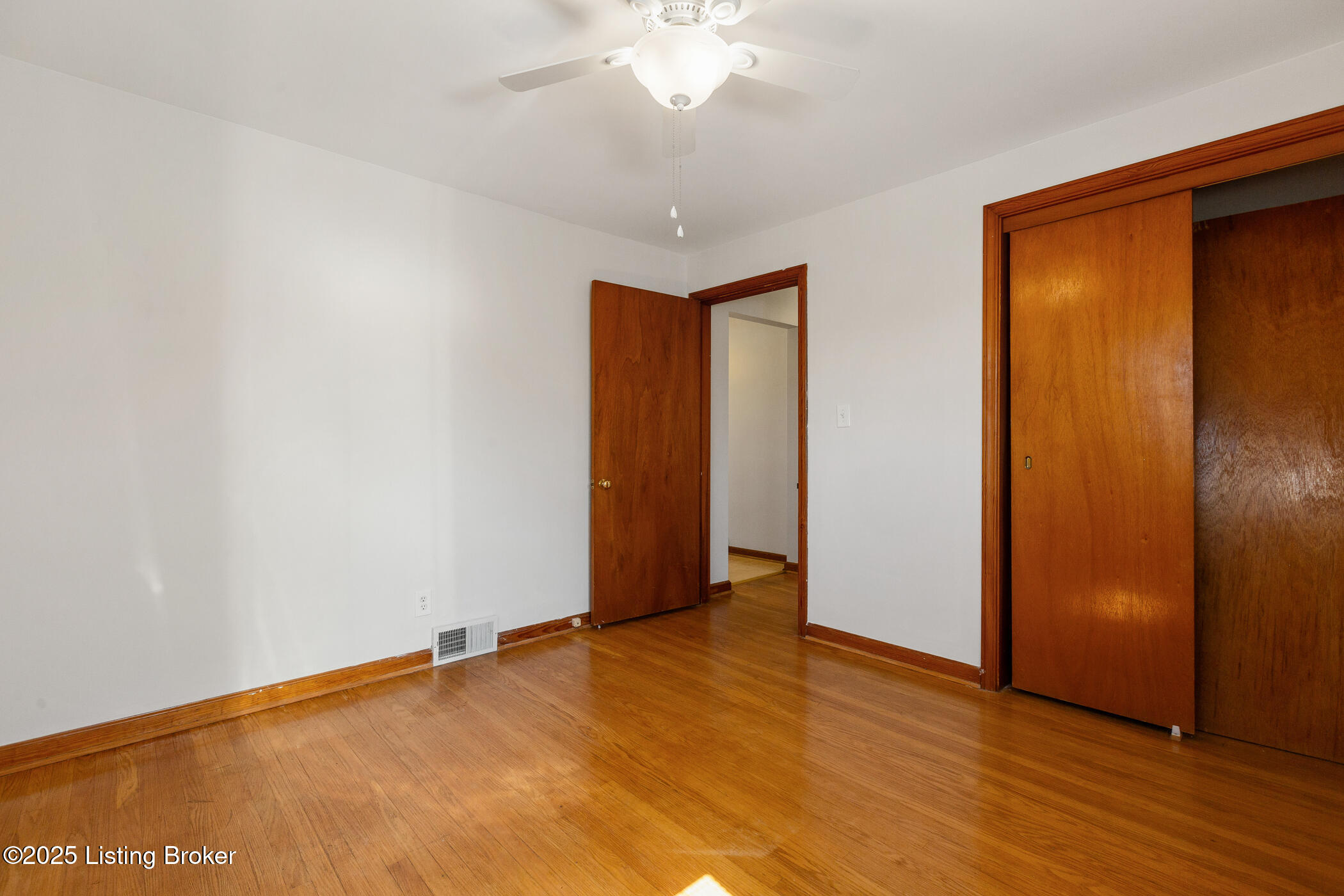 3232 Elane Dr, Louisville, Kentucky image 11