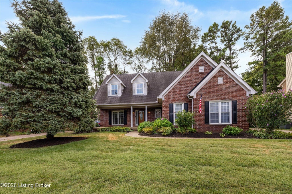 Photo of 10504 Edgewater Rd, Louisville, KY 40223 (MLS # 1728704)