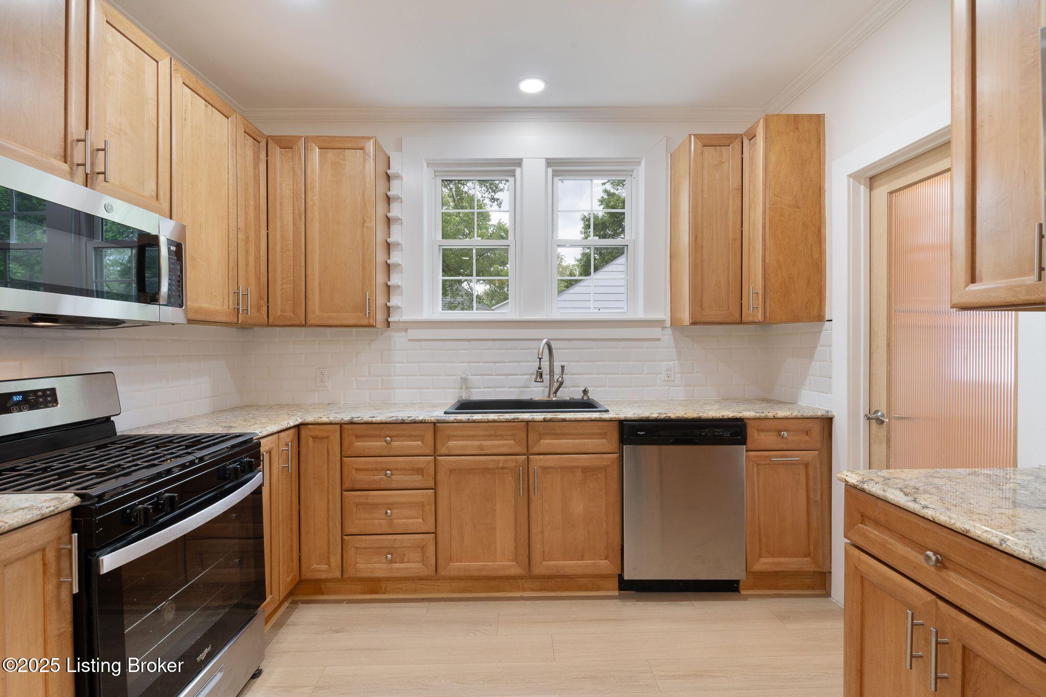 211 Bliss Ave, Louisville, Pennsylvania image 12