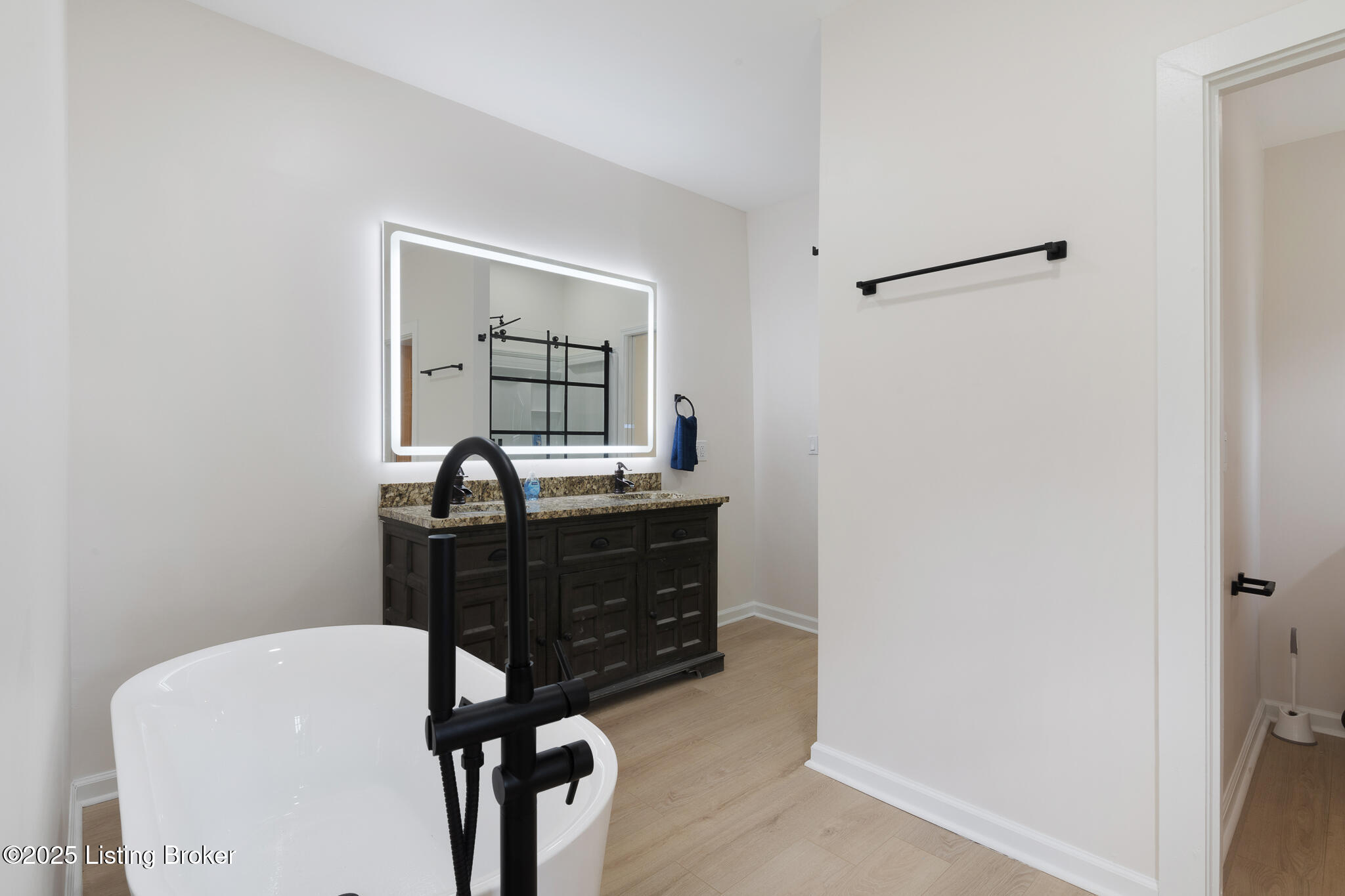 211 Bliss Ave, Louisville, Pennsylvania image 24