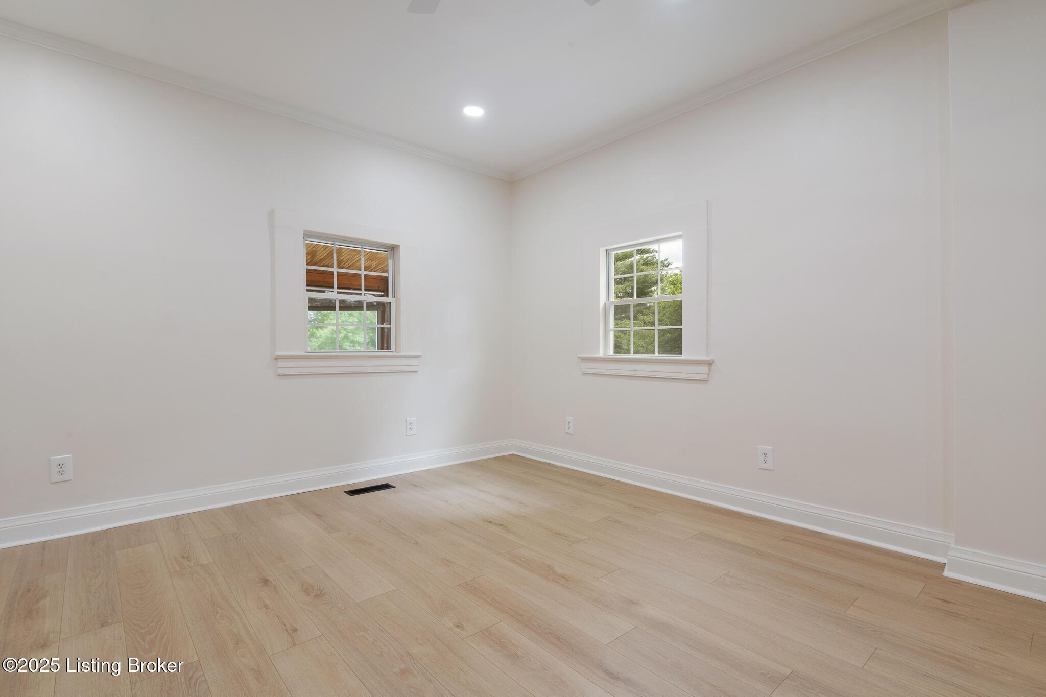 211 Bliss Ave, Louisville, Pennsylvania image 19