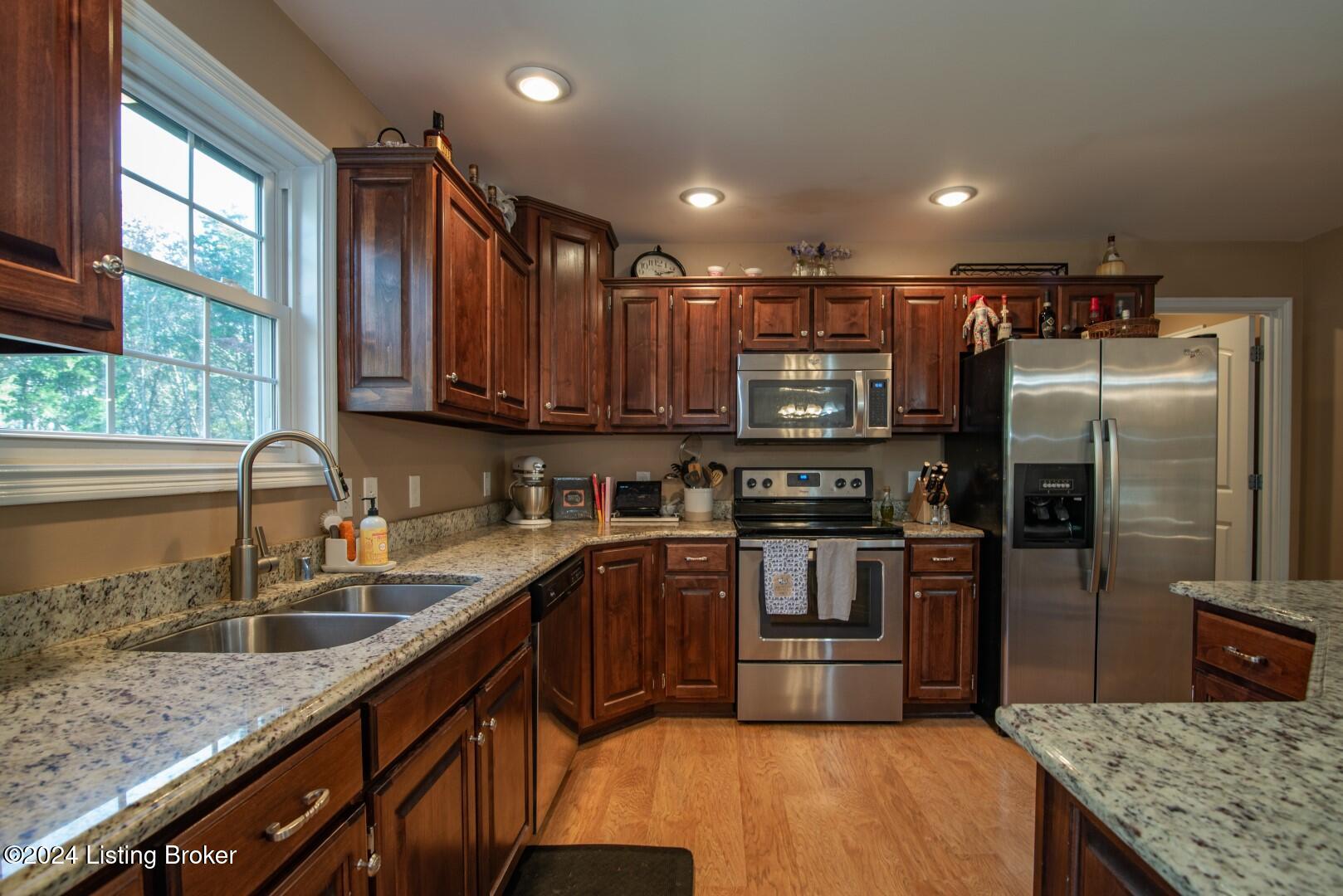 120 Eagle Point, Brandenburg, Kentucky image 37