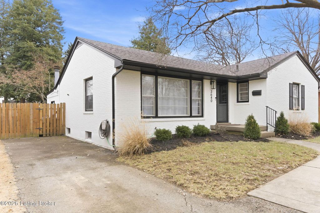 Photo of 3640 Windward Way, Louisville, KY 40220 (MLS # 1709942)