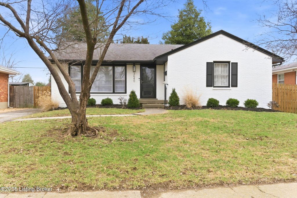 Photo of 3640 Windward Way, Louisville, KY 40220 (MLS # 1709942)