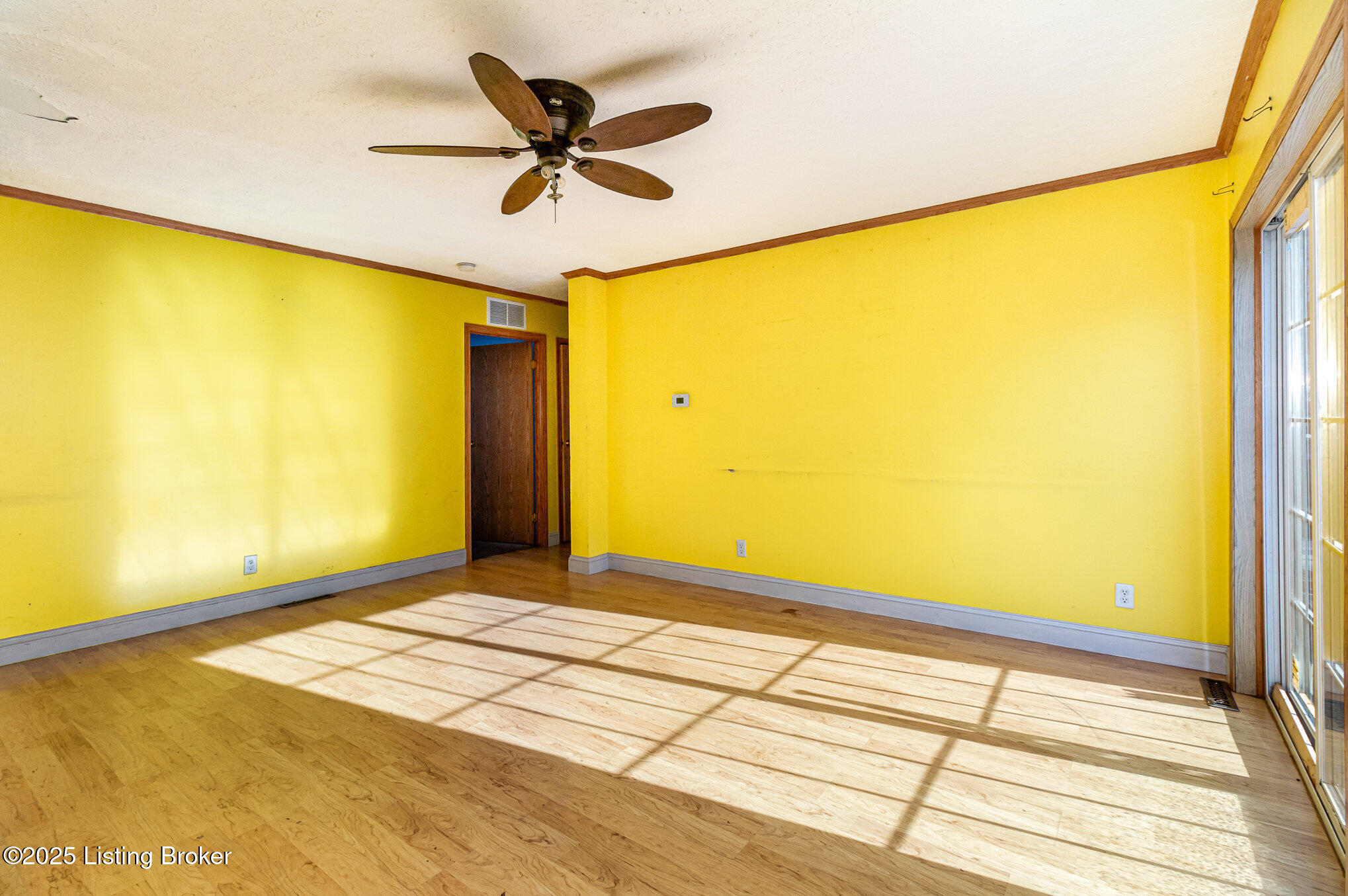 8817 Woodpointe Blvd, Louisville, Kentucky image 7