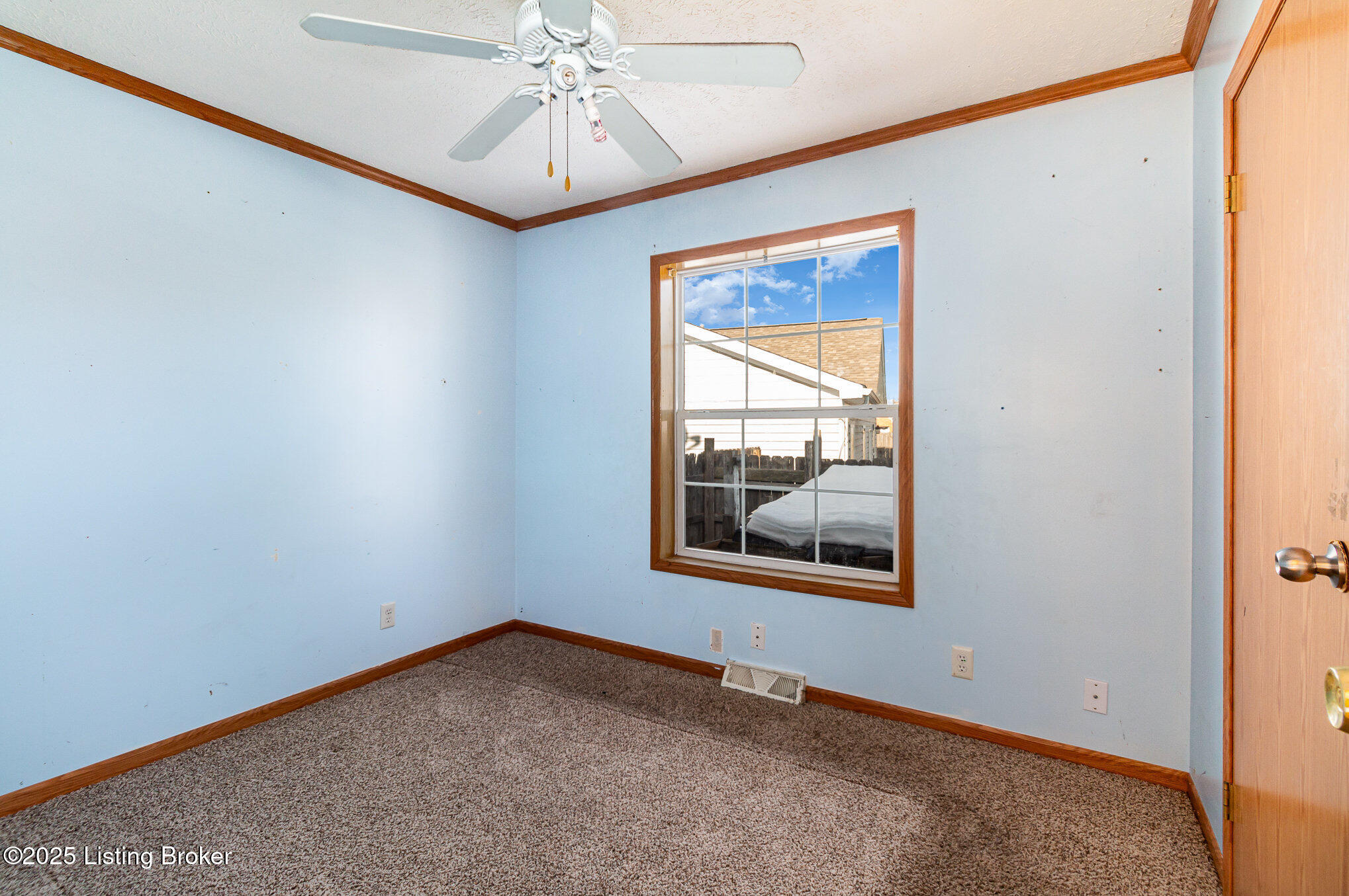 8817 Woodpointe Blvd, Louisville, Kentucky image 12