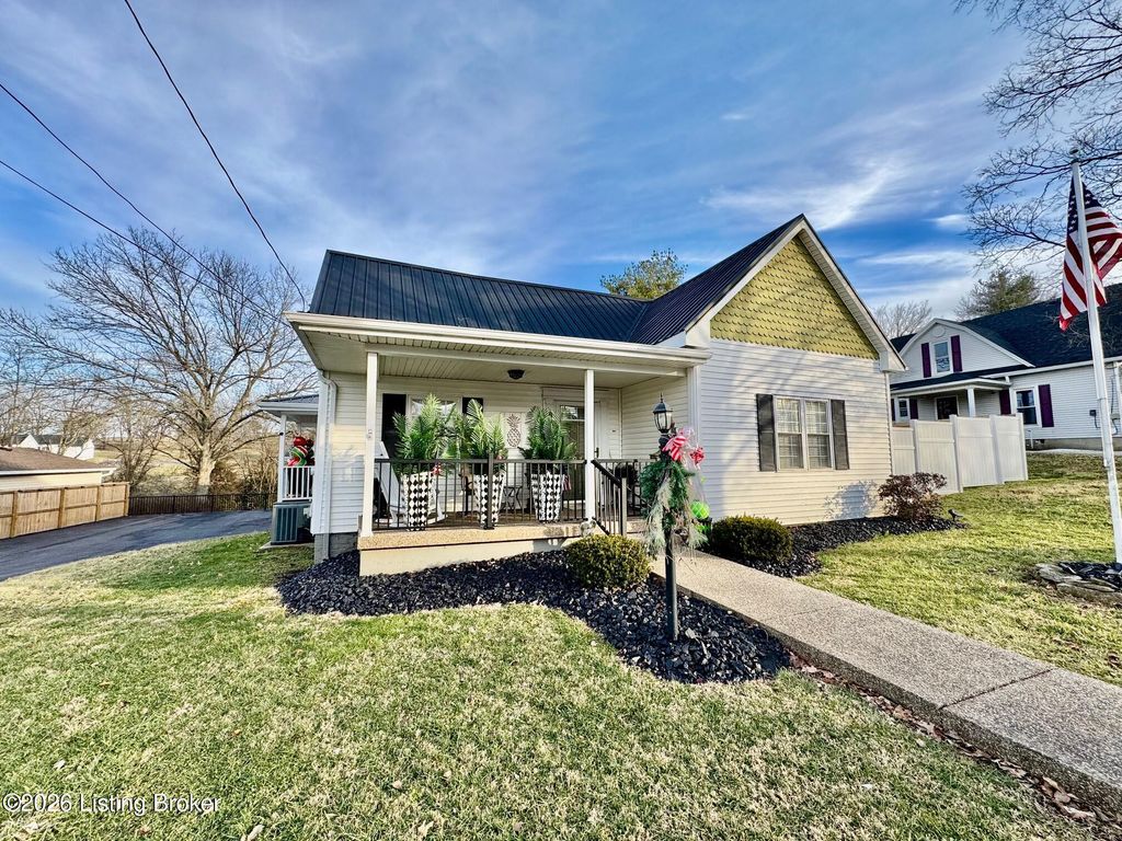 Photo of 123 Lebanon Hill, Springfield, KY 40069 (MLS # 1708461)