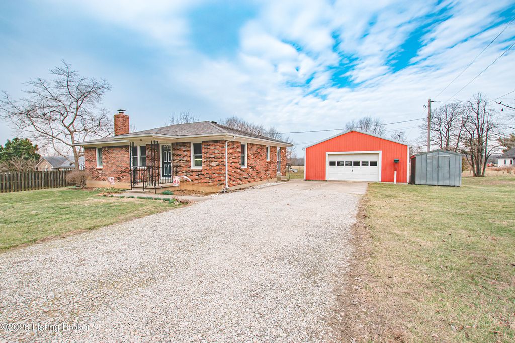 Photo of 166 Rufus Ln, Mt Washington, KY 40047 (MLS # 1710096)