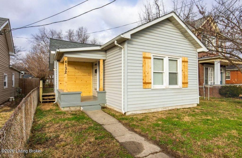 Photo of 4132 Hazelwood Ave, Louisville, KY 40215 (MLS # 1719035)