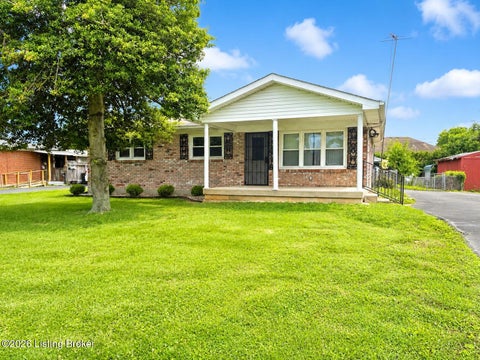 Homes For Sale - 205 Carla Dr<br/> Mt Washington, KY 40047