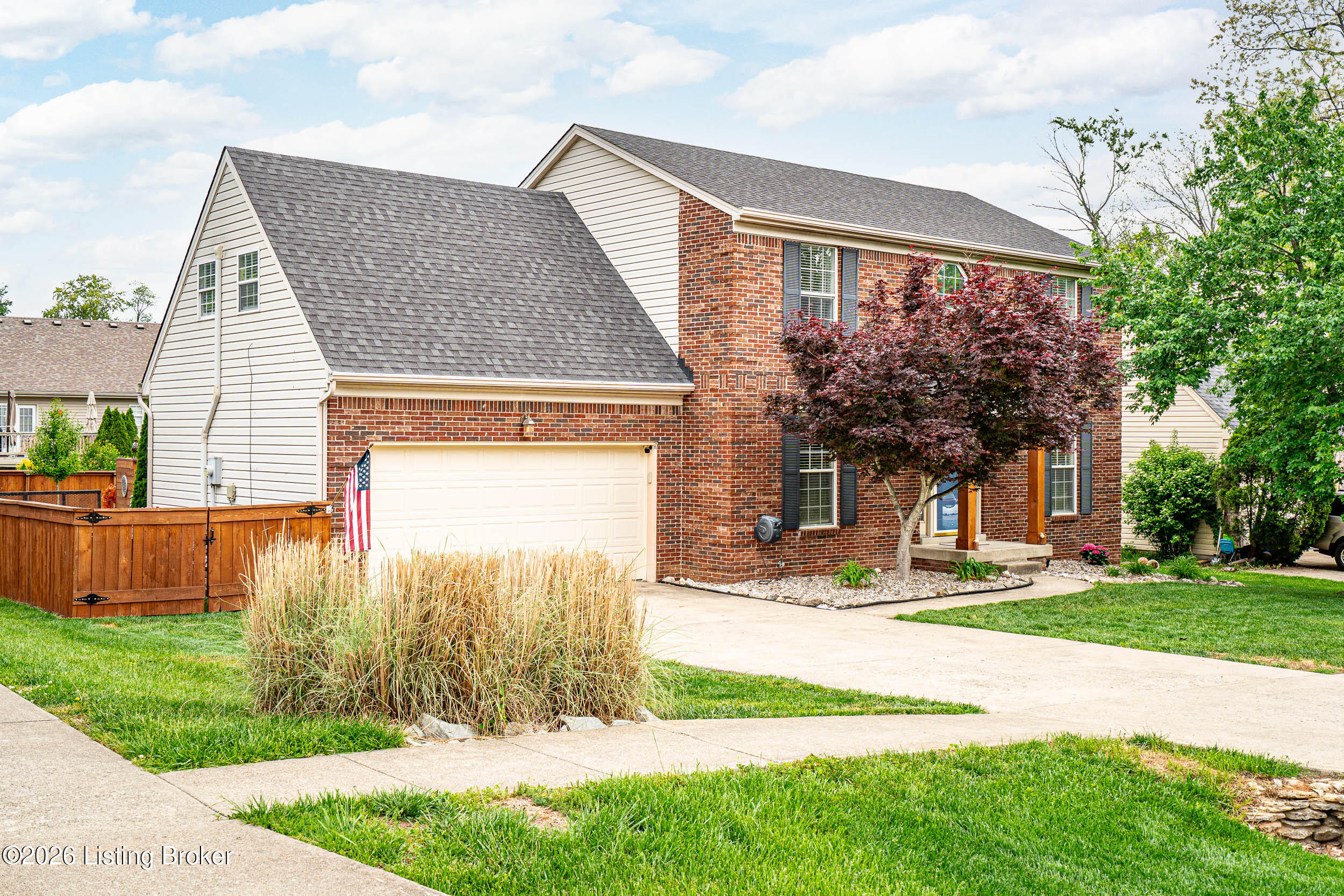 9525 Poplar Hill Dr