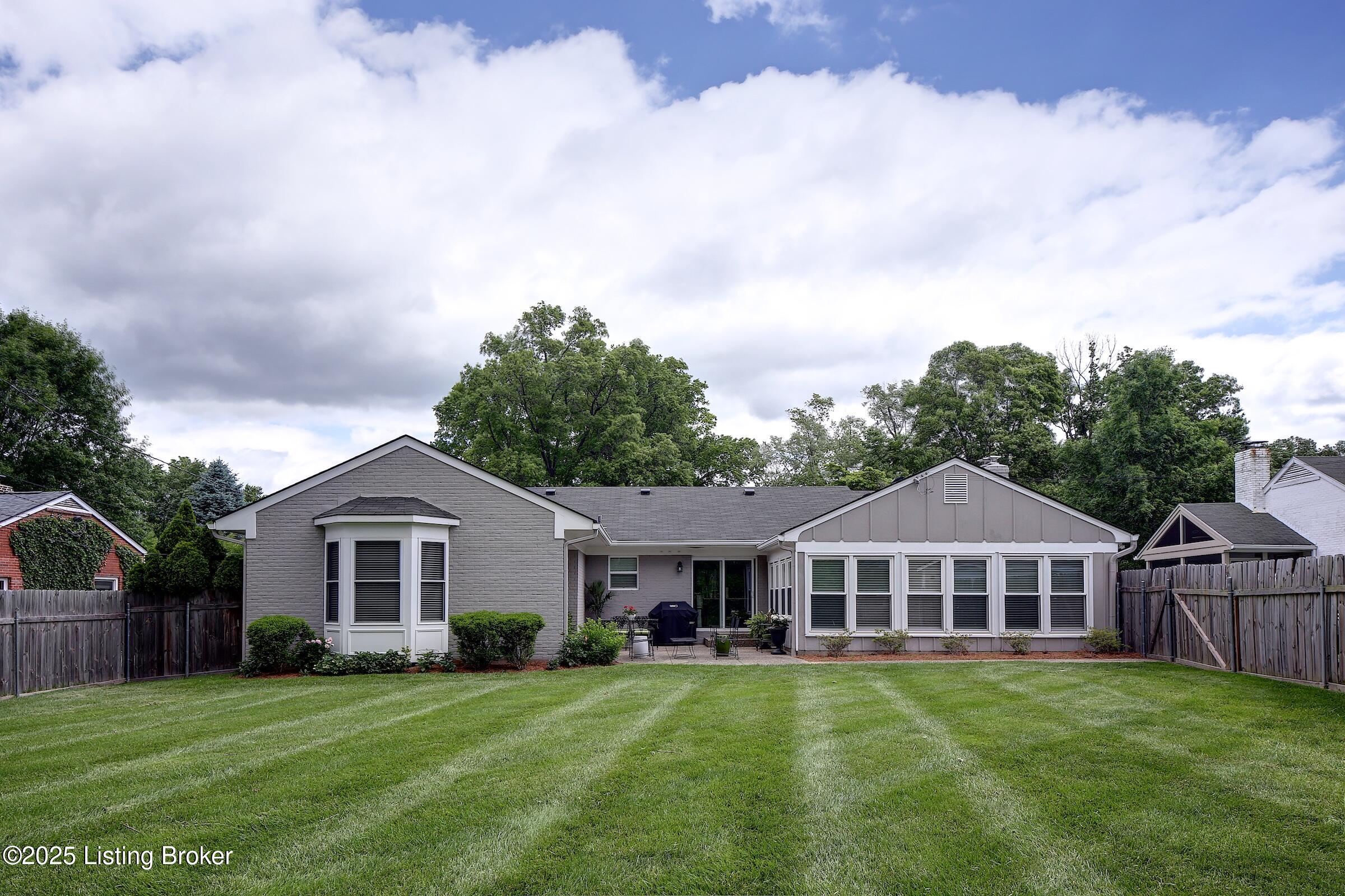 104 Spruce Ln, Louisville, Kentucky image 37
