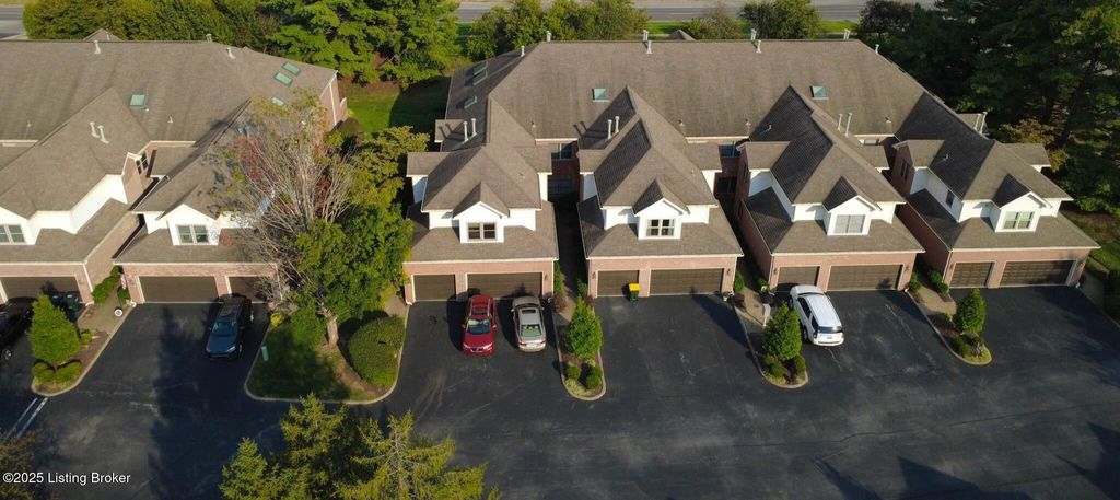 Photo of 3741 Hurstbourne Ridge Blvd, Louisville, KY 40299 (MLS # 1704182)