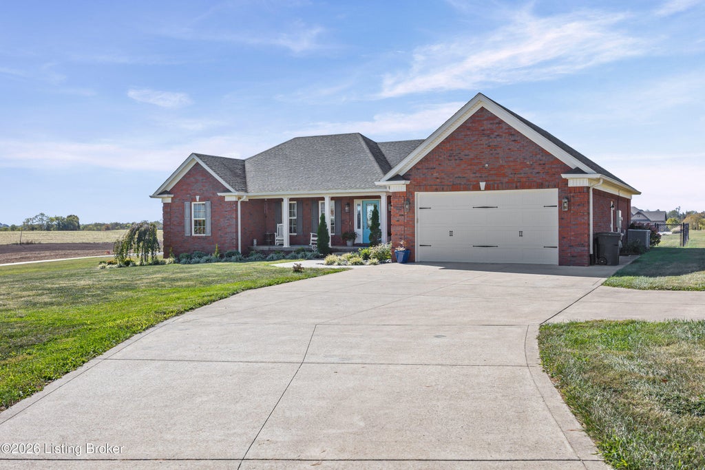 Photo of 4022 Springfield Rd, Bloomfield, KY 40008 (MLS # 1732719)