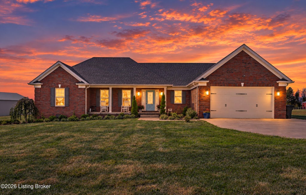Photo of 4022 Springfield Rd, Bloomfield, KY 40008 (MLS # 1732719)