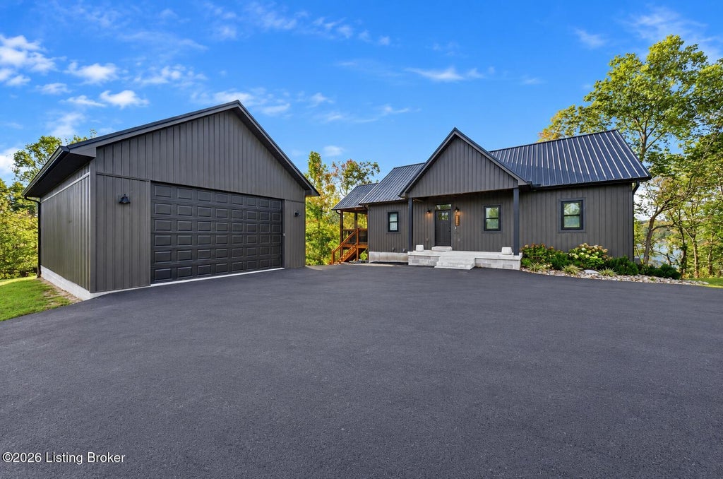 Photo of 350 Wilderness Ridge Dr, Clarkson, KY 42726 (MLS # 1732378)