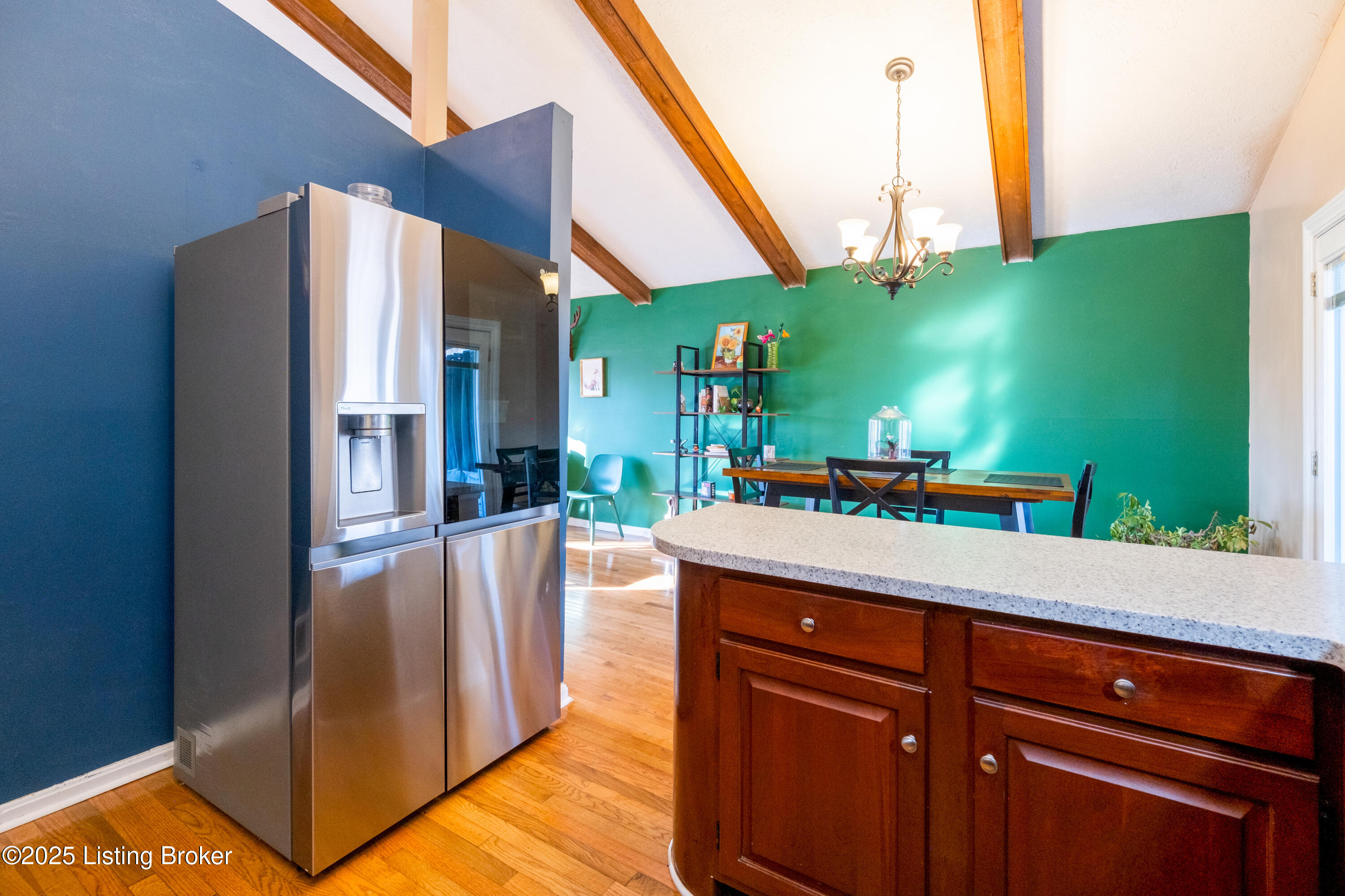 216 Shakeland Dr, Louisville, Kentucky image 25