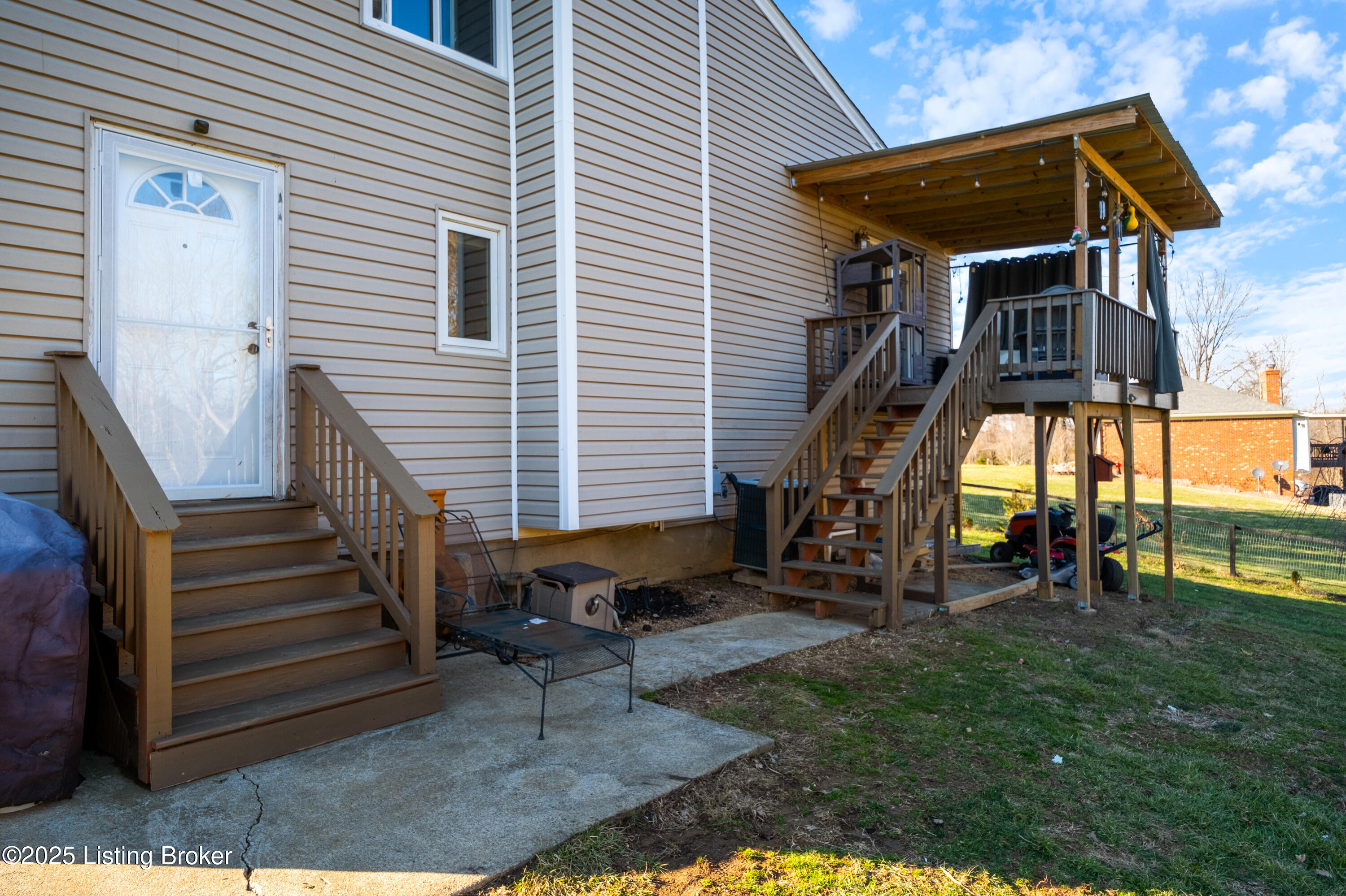 216 Shakeland Dr, Louisville, Kentucky image 8