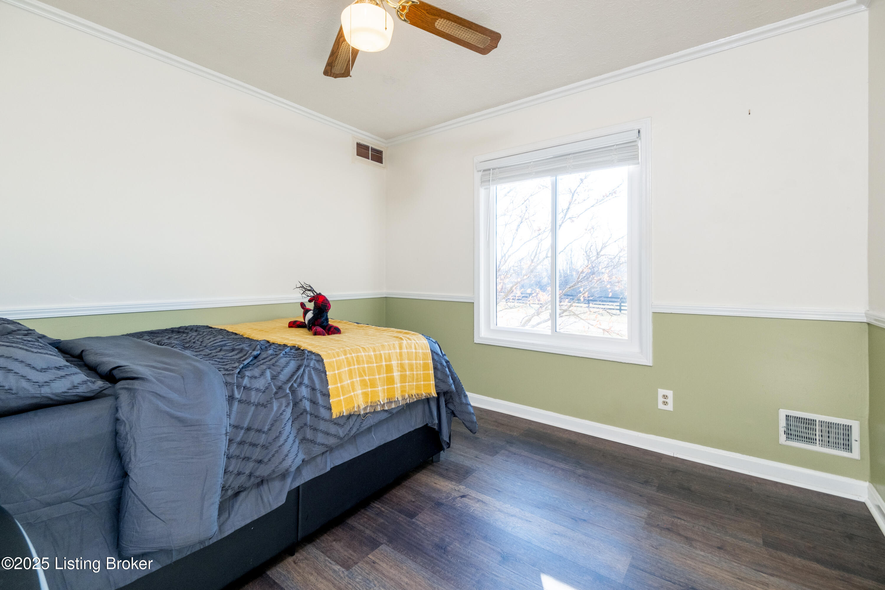 216 Shakeland Dr, Louisville, Kentucky image 28
