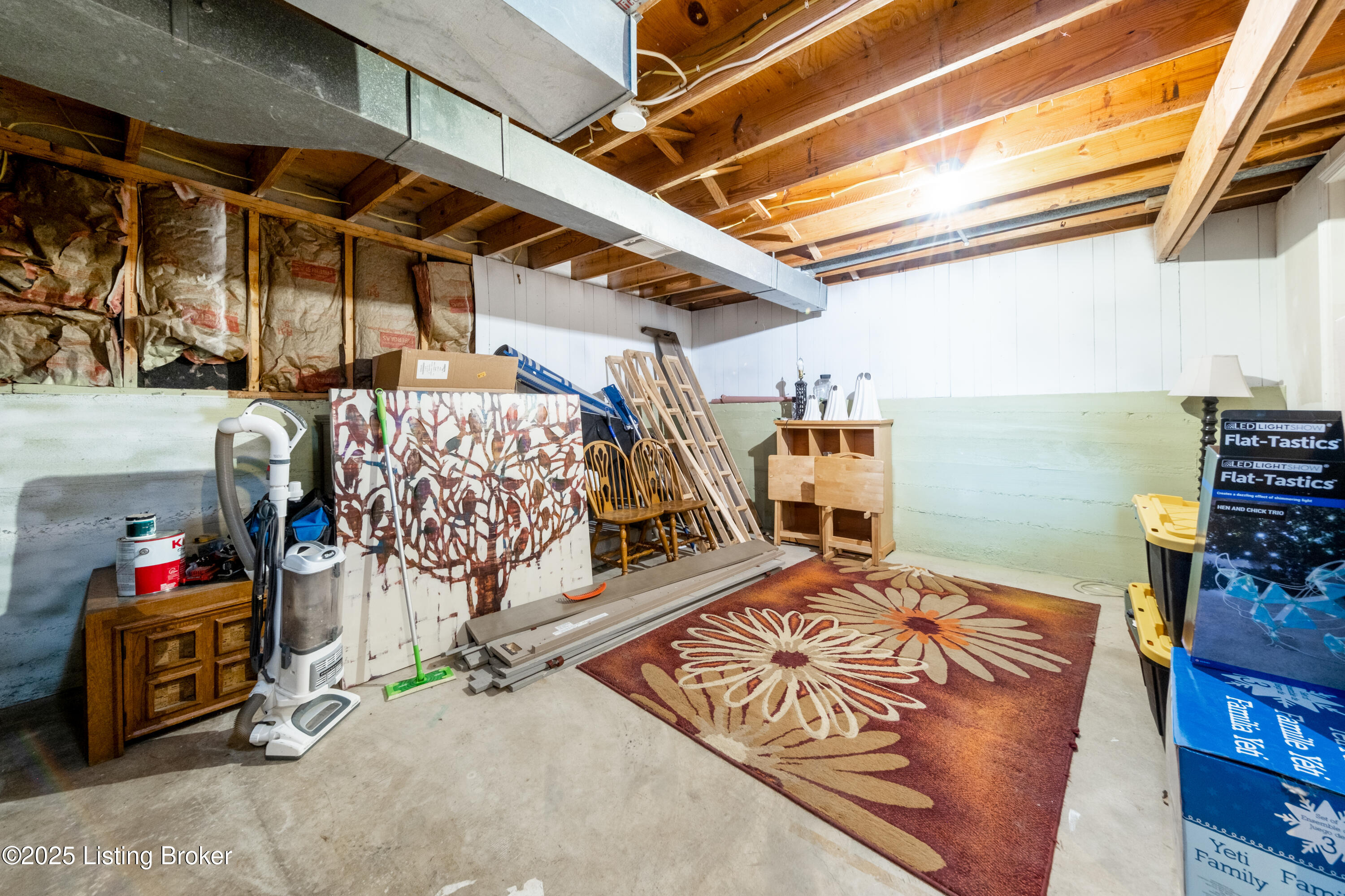 216 Shakeland Dr, Louisville, Kentucky image 37