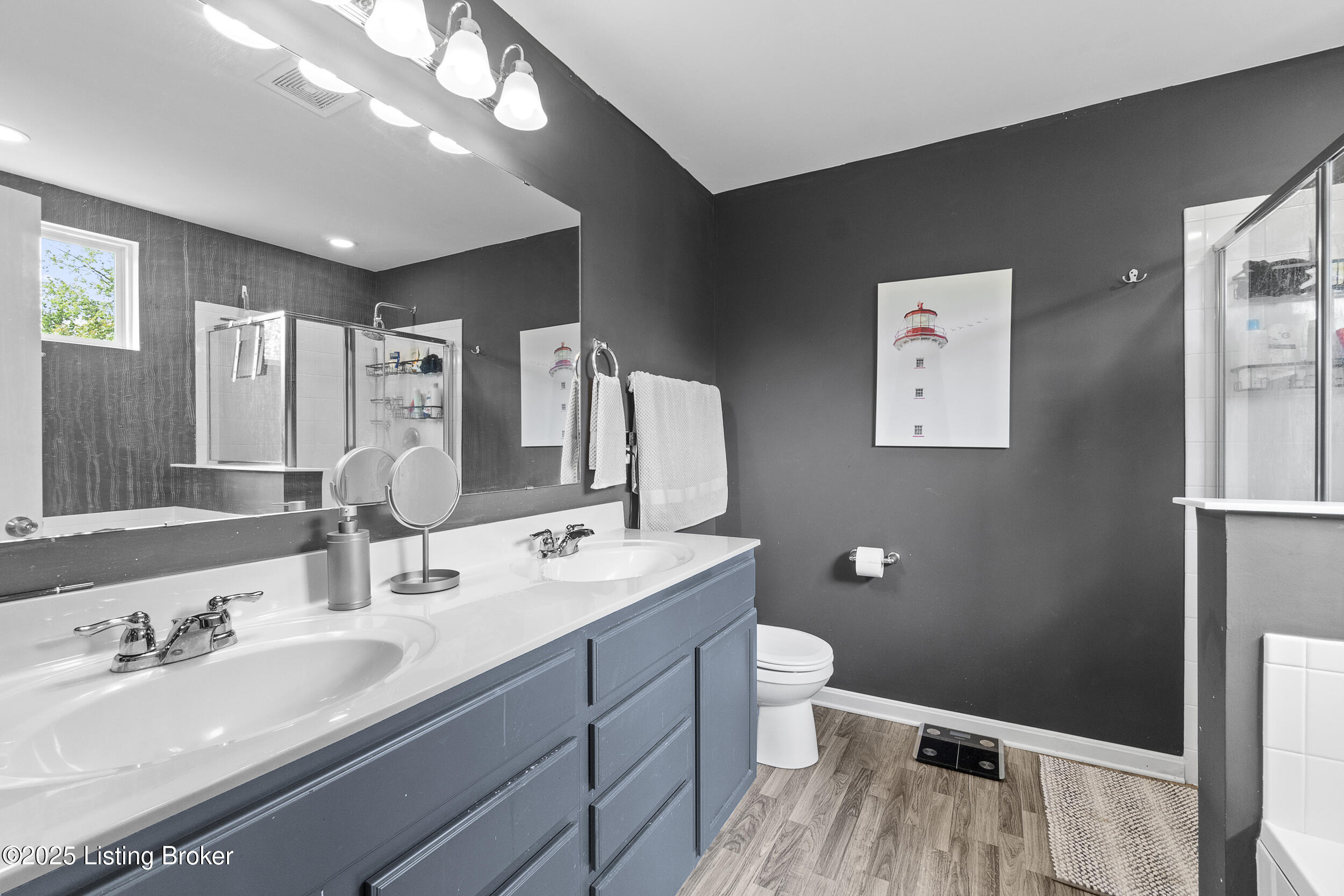 11800 Beacon Ct, Louisville, Kentucky image 43