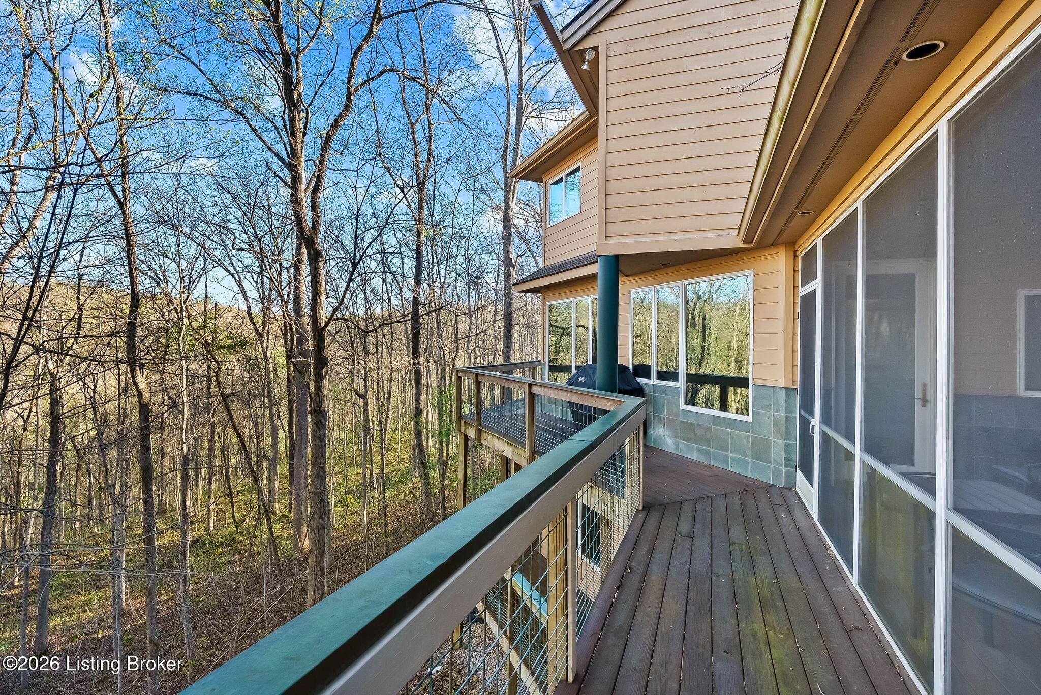Prospect, Kentucky, 40059, United States, 4 Bedrooms Bedrooms, ,7 BathroomsBathrooms,Residential,Active,2034695