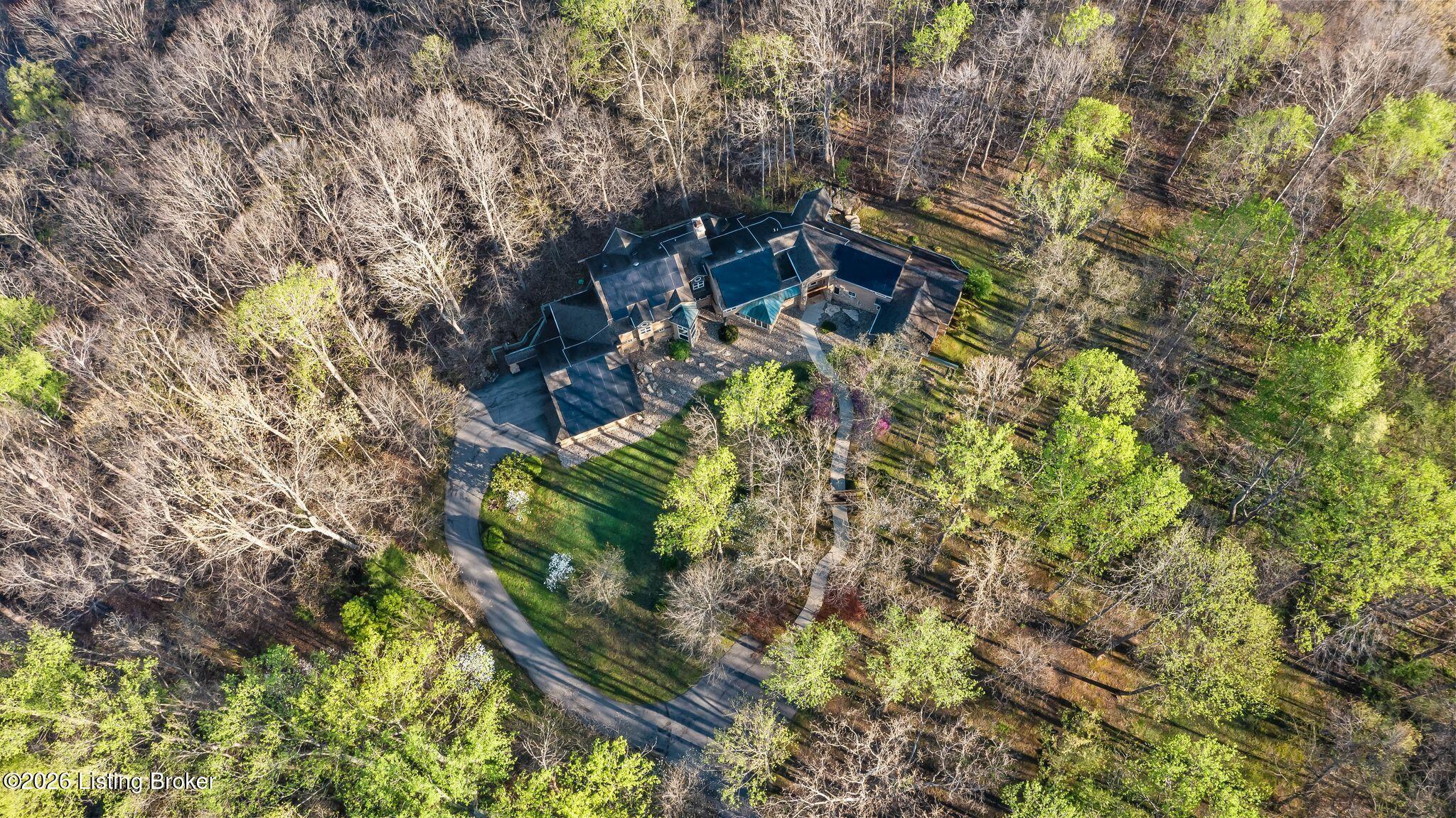 Prospect, Kentucky, 40059, United States, 4 Bedrooms Bedrooms, ,7 BathroomsBathrooms,Residential,Active,2034695