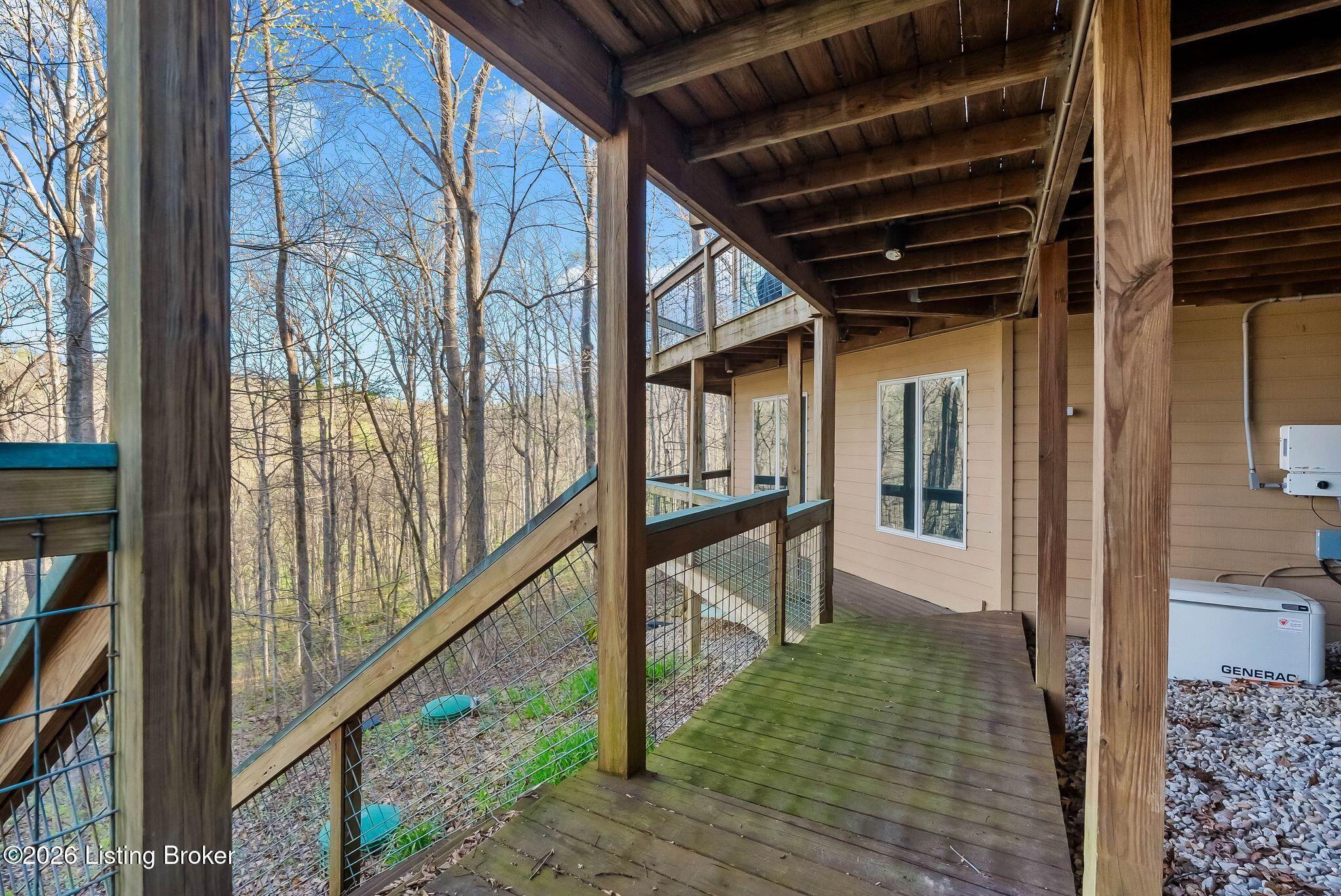 Prospect, Kentucky, 40059, United States, 4 Bedrooms Bedrooms, ,7 BathroomsBathrooms,Residential,Active,2034695
