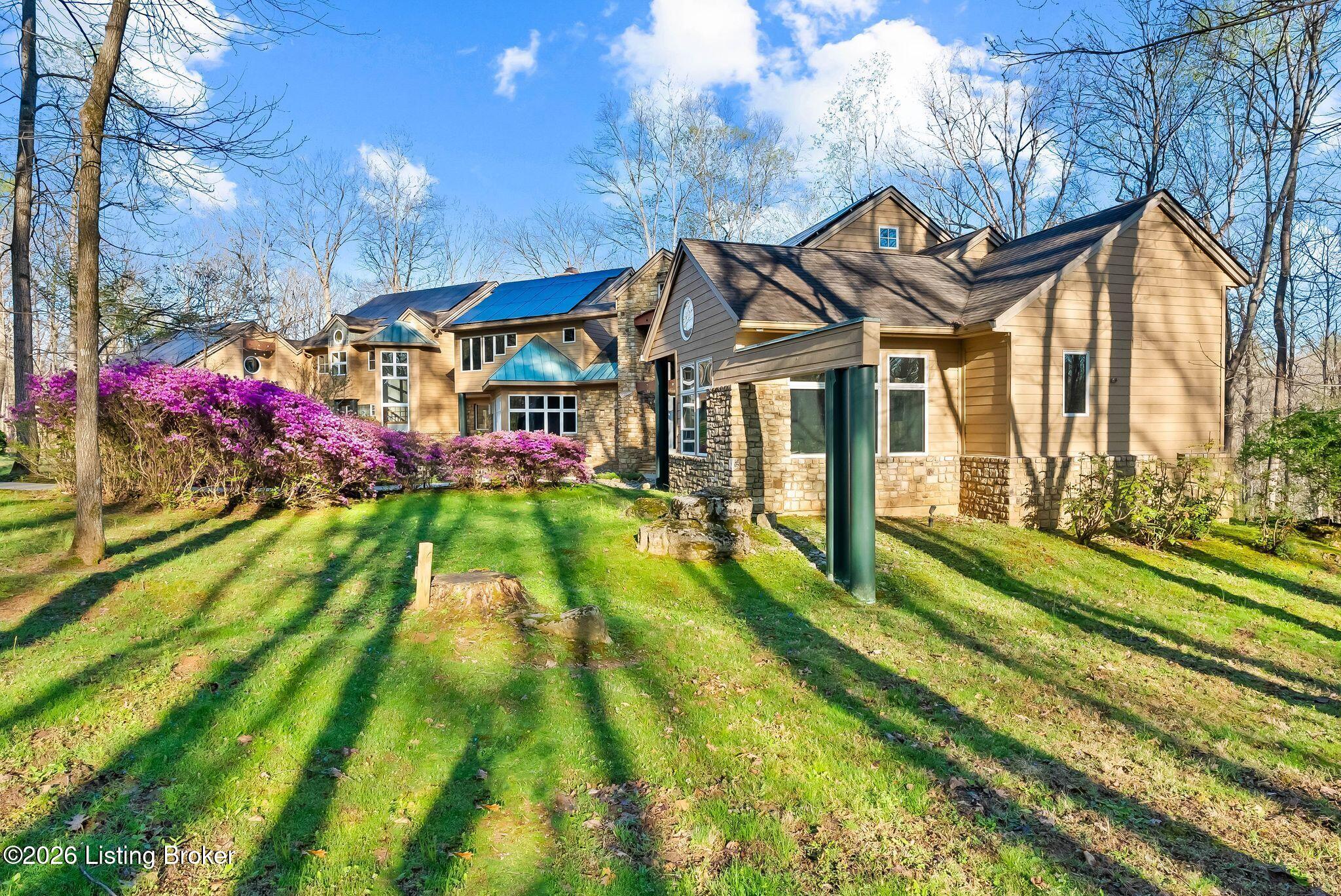 Prospect, Kentucky, 40059, United States, 4 Bedrooms Bedrooms, ,7 BathroomsBathrooms,Residential,Active,2034695