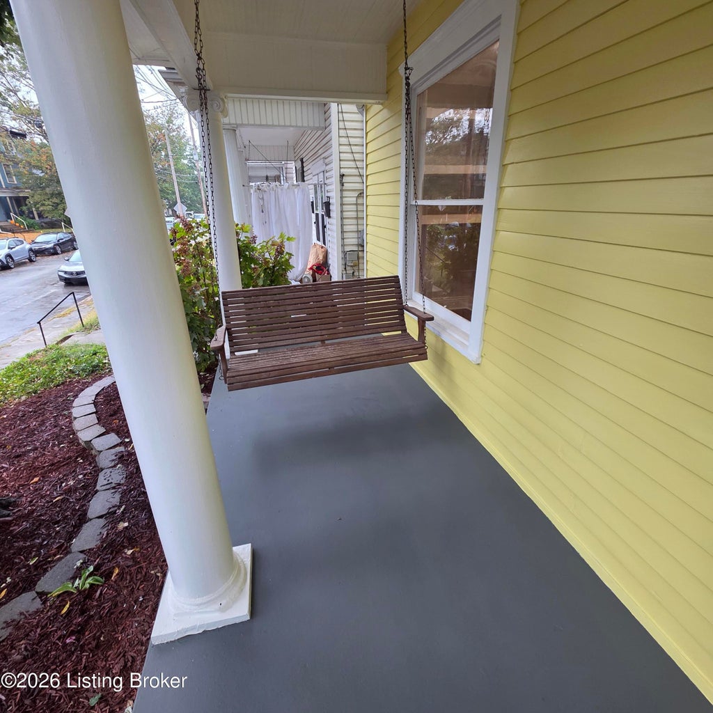 Photo of 1839 Sherwood Ave, Louisville, KY 40205 (MLS # 1730810)