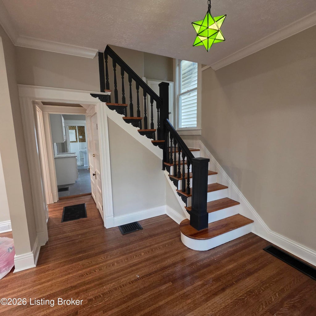 Photo of 1839 Sherwood Ave, Louisville, KY 40205 (MLS # 1730810)